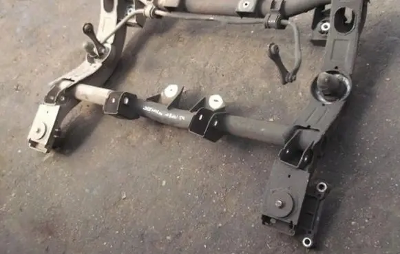 Renault Scenic RX Rear subframe 