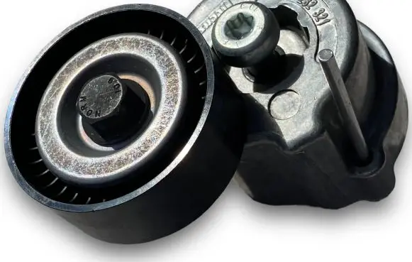 Fiat 500L Timing belt/chain tensioner 55282321