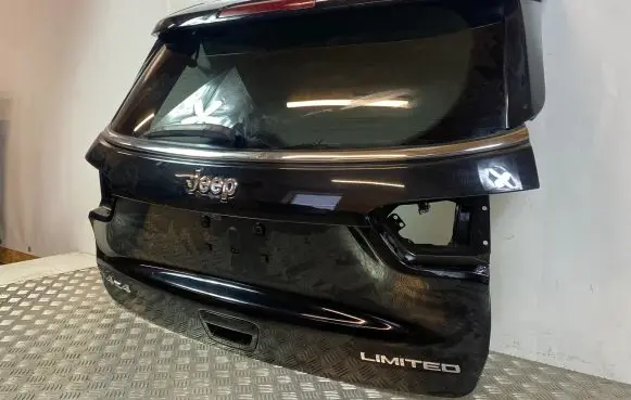 Tailgate/trunk/boot lid