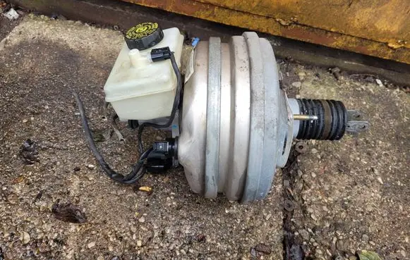 Mercedes-Benz S W220 Brake booster A0054302430 005300046932303
