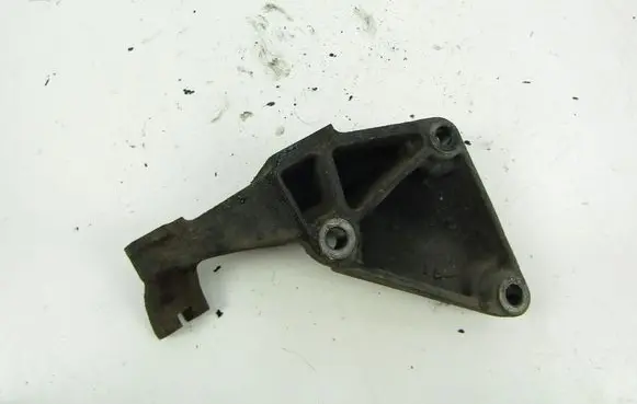 Opel Meriva A Engine mounting bracket 