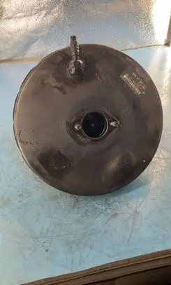 Renault Megane II Brake booster