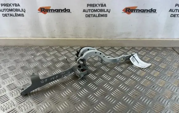 BMW 5 G30 G31 Tailgate/trunk/boot hinge 7390414