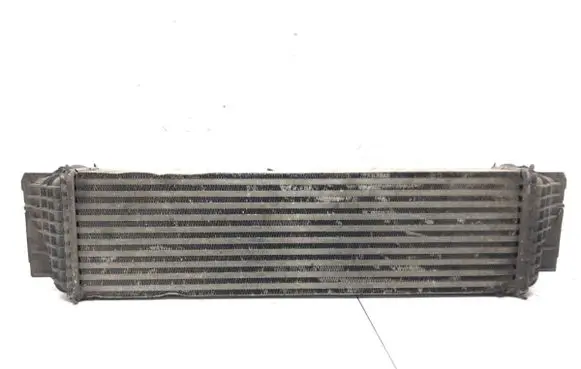 BMW 5 F10 F11 Intercooler radiator 7577115