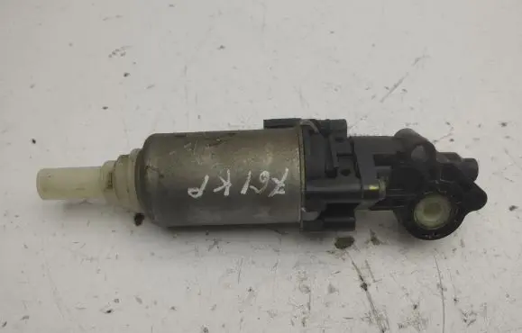 Lexus IS 220D-250-350 Seat adjustment motor 8582033020