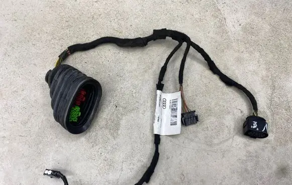 Audi A3 S3 8L Rear door wiring loom 8L0971035C