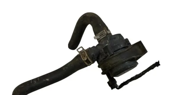 Volkswagen PASSAT B8 Electric auxiliary coolant/water pump 5C0965567A 0392023211