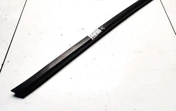 Opel Vectra B Windshield trim 