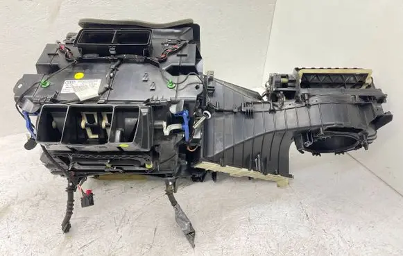 Audi A5 8T 8F Interior heater climate box assembly 8K1820005AB