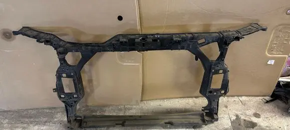 Audi A5 8T 8F Radiator support slam panel