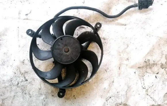 Audi TT Mk1 Radiator cooling fan shroud