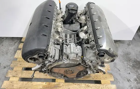 Volkswagen Phaeton Engine 07Z109211C V300