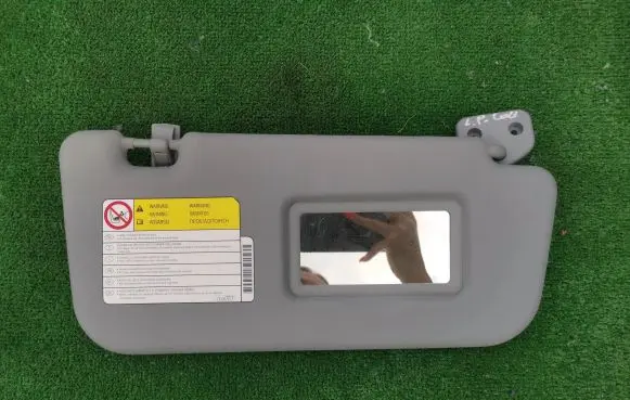 Mitsubishi Colt Sun visor