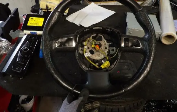 Audi A4 S4 B8 8K Steering wheel