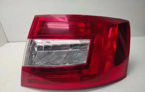 Skoda Octavia Mk3 (5E) Rear/tail lights 2012R