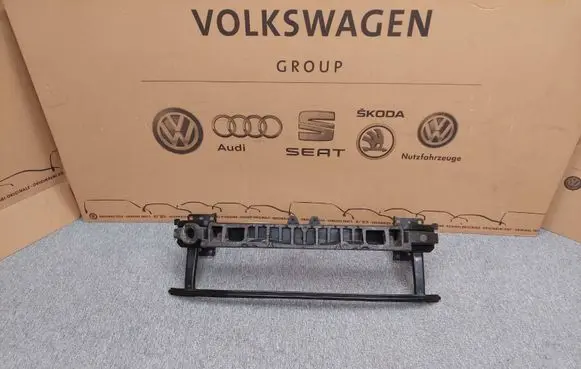 Volkswagen PASSAT B8 Front bumper cross member 3G0807111 3G0807651B 3G0807929