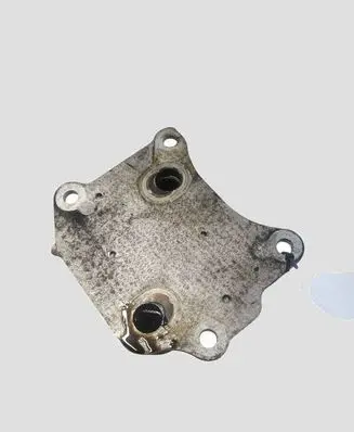 Mazda 6 Oil filter mounting bracket