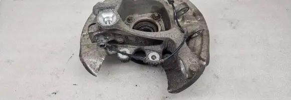 BMW 5 F10 F11 Rear wheel hub spindle/knuckle 6793769