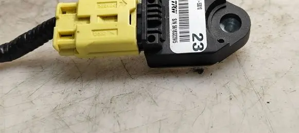Lexus IS 220D-250-350 Airbag deployment crash/impact sensor 8983153010 5618322915