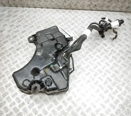BMW X4 G02 AdBlue liquid reservoir 9884894 7418879