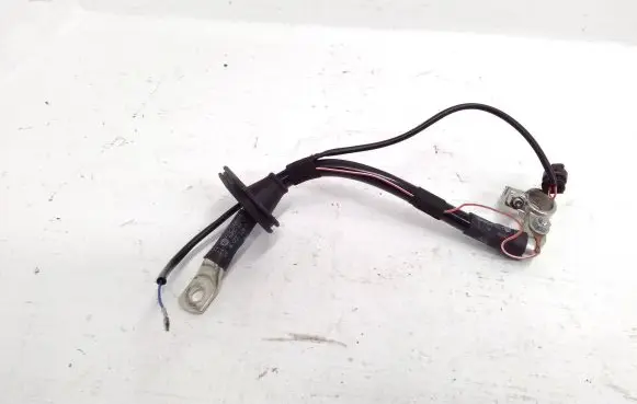 Volkswagen Touareg II Positive cable (battery) 7P0971225B