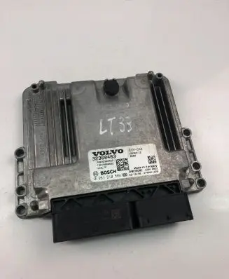 Volvo XC40 Engine control unit/module ECU 32360463 0261S105MA