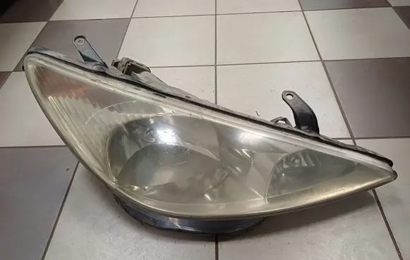 Toyota Previa (XR30, XR40) II Headlight/headlamp