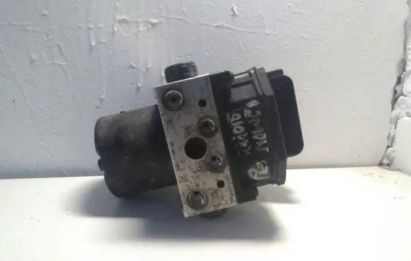 Ford Mondeo Mk III ABS Pump 0265222015 0265800007 282195