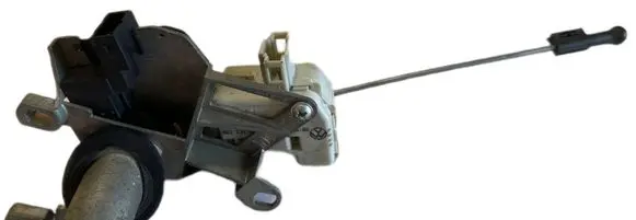 Seat Toledo II (1M) Tailgate exterior lock 1M5827297C