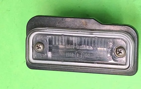 Mercedes-Benz C W203 Number plate light