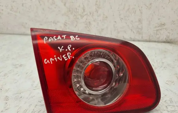 Volkswagen PASSAT B6 Tailgate rear/tail lights 3C9945093