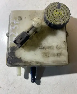 Citroen Xsara Picasso Brake fluid reservoir 0204024818