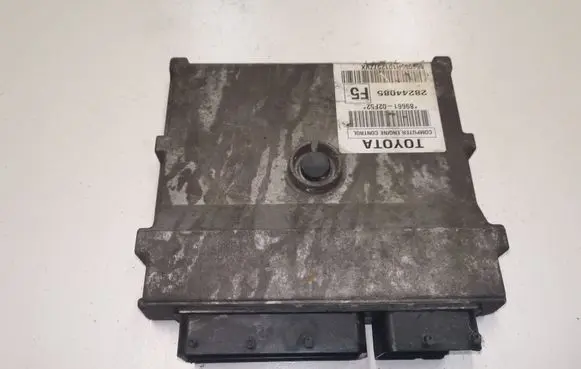 Toyota Corolla E140 E150 Engine control unit/module 8966102F52 28244085