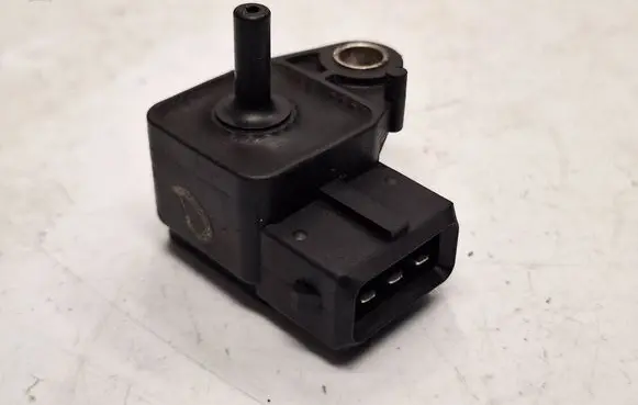 BMW 5 E39 Air pressure sensor 2244674 13622244674