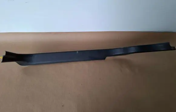 Volvo V70 Front sill trim cover 1882