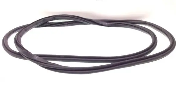 Volvo XC90 Front door rubber seal 31457673