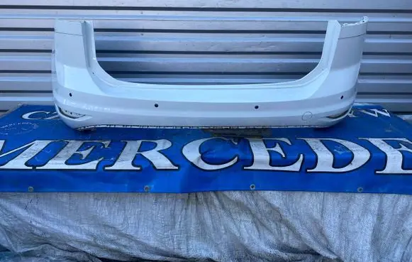 Volkswagen Touran III Rear bumper 5TA807421AB
