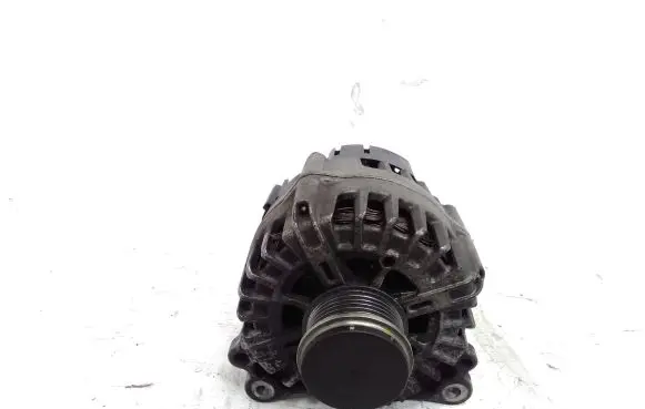 Volkswagen Touareg II Generator/alternator 059903023L FG23S057 2613166B