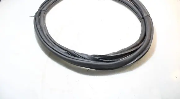 Skoda Fabia Mk4 (6VA) Rubber seal rear door 