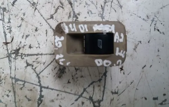 Audi A2 Electric window control switch