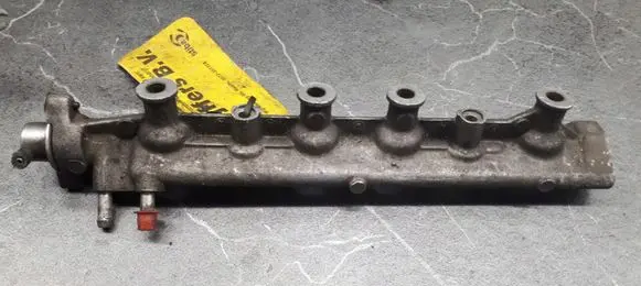 Renault Laguna I Fuel main line pipe 857013