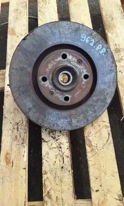Citroen C4 I Picasso Front wheel hub