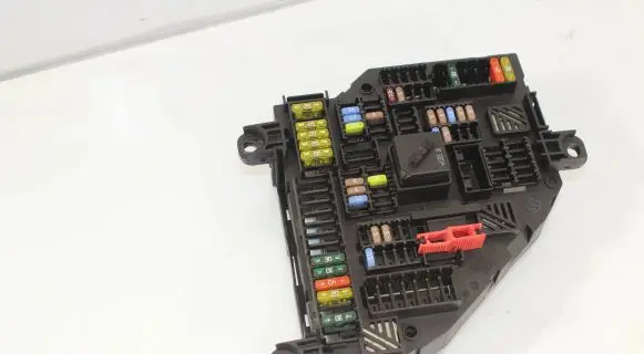 BMW X3 F25 Fuse module 1670499