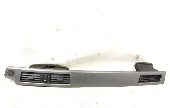 BMW 5 E60 E61 Dash center air vent grill 7129233