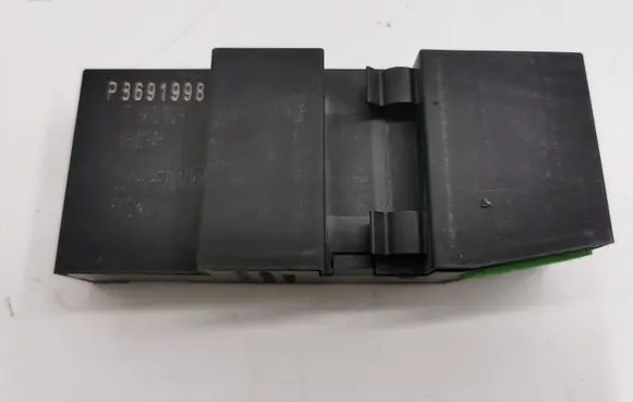 Volvo XC90 Other control units/modules P8691998