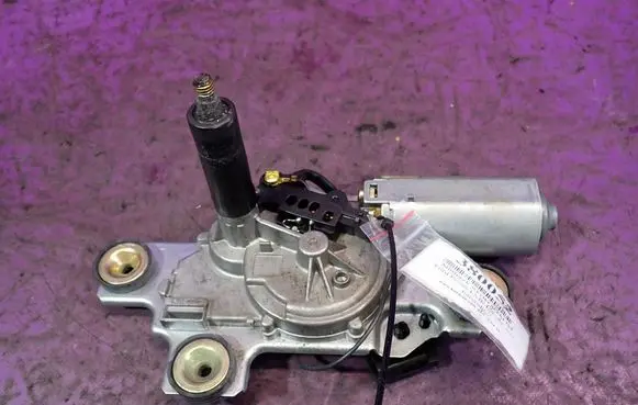 Ford Focus C-MAX Rear window wiper motor