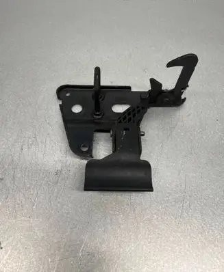 Audi A6 S6 C6 4F Engine bonnet/hood lock/latch loop/hook 4F0823480B