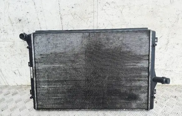 Volkswagen Golf VI Coolant radiator 1K0121251DD