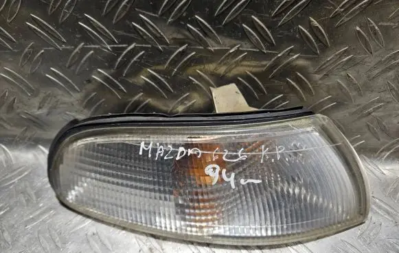 Mazda 626 Front indicator light 210-81612