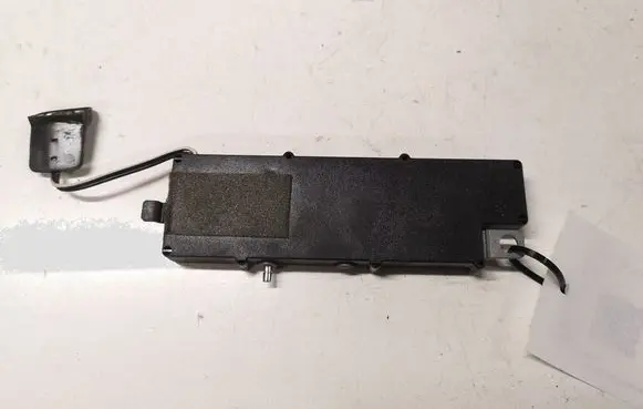 Jaguar S-Type Aerial antenna amplifier 2R8318C847AC 29200 030106